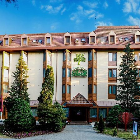 Park Hotel Gyula Exteriér fotografie