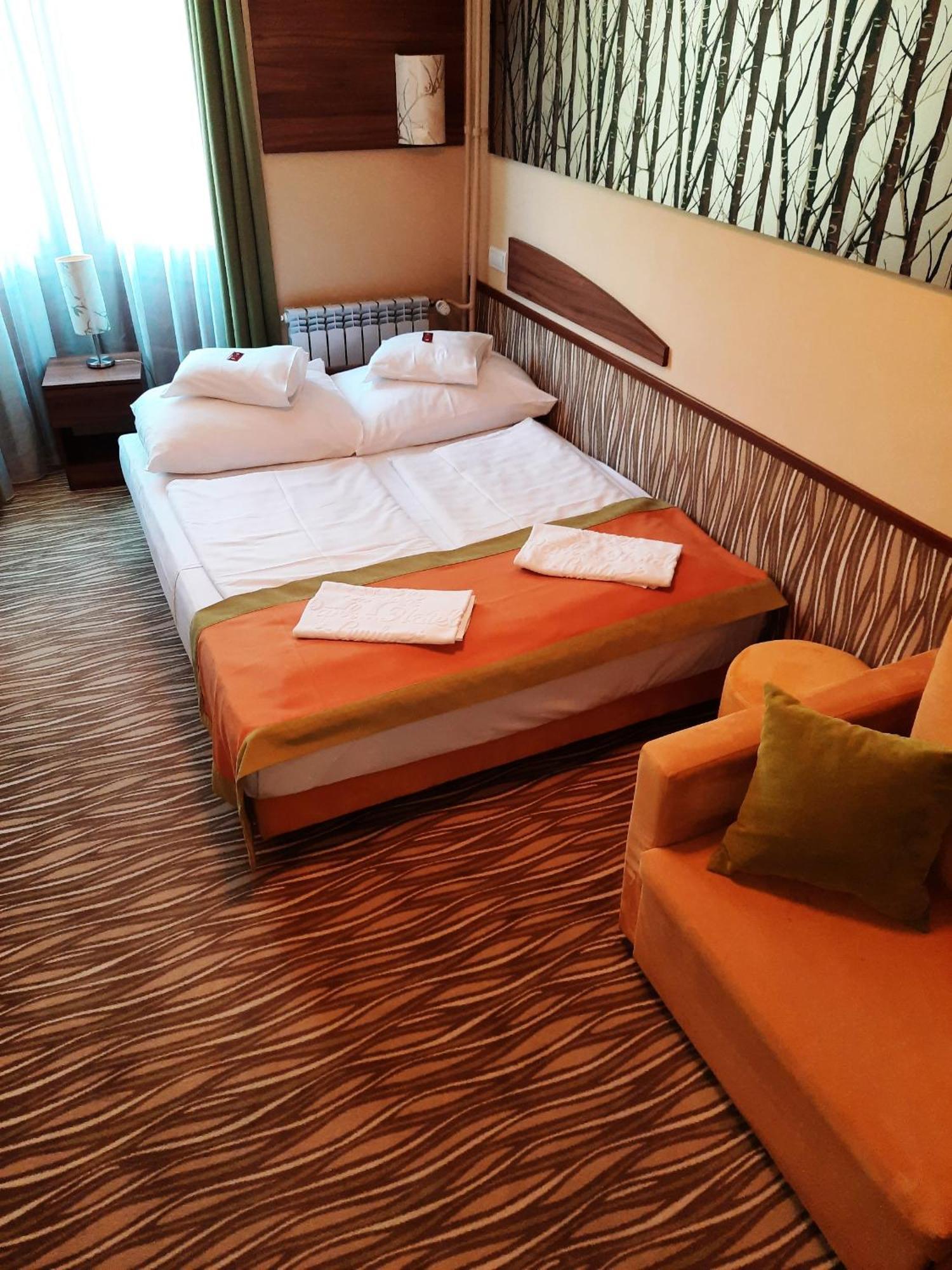 Park Hotel Gyula Exteriér fotografie