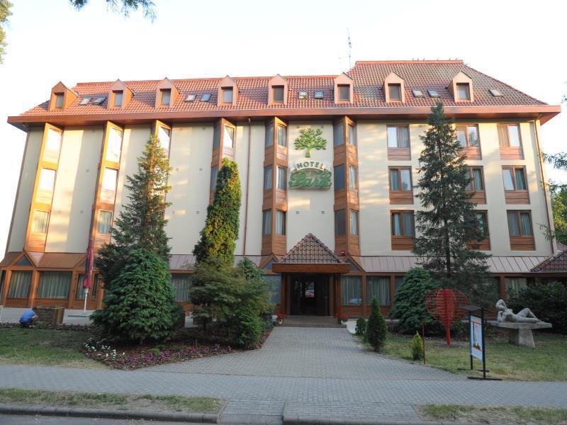 Park Hotel Gyula Exteriér fotografie